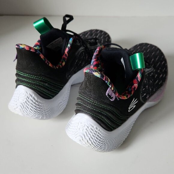 UNDER ARMOUR | Curry Brand Sesame Street x Curry Flow 9 'Street Pack Mens Sz 7.5 - Picture 4 of 5